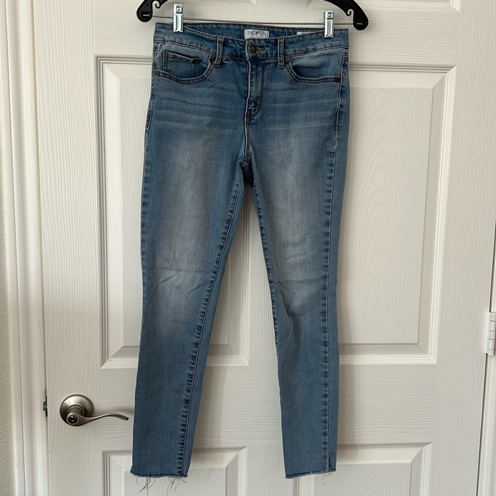Sofia Vergara Skinny Ankle Jeans Light Denim Size 4 EUC